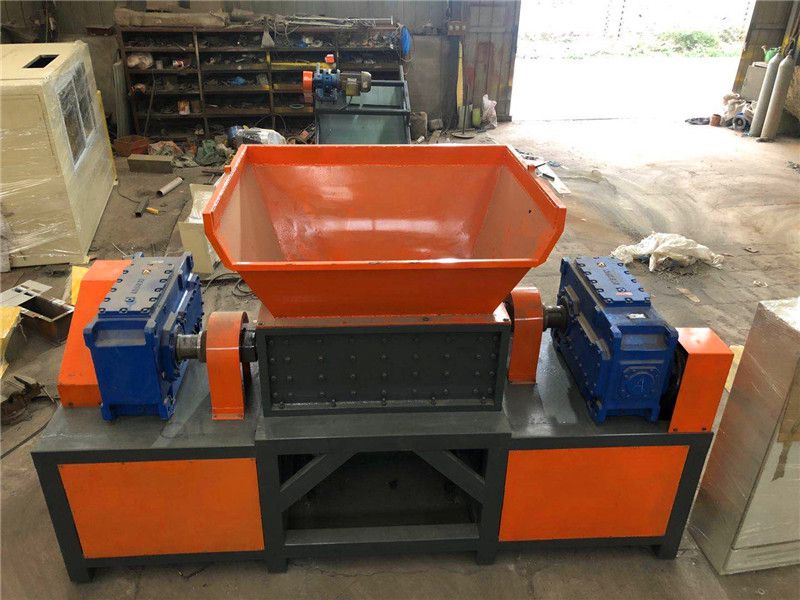 雙軸、四軸剪切式破碎機(jī)